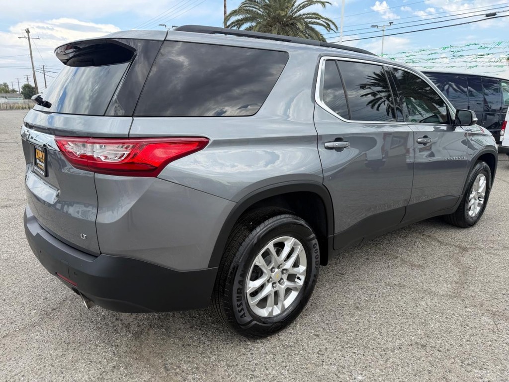 Chevrolet Traverse Vehicle Full-screen Gallery Image 06