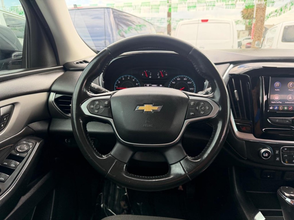 Chevrolet Traverse Vehicle Full-screen Gallery Image 27
