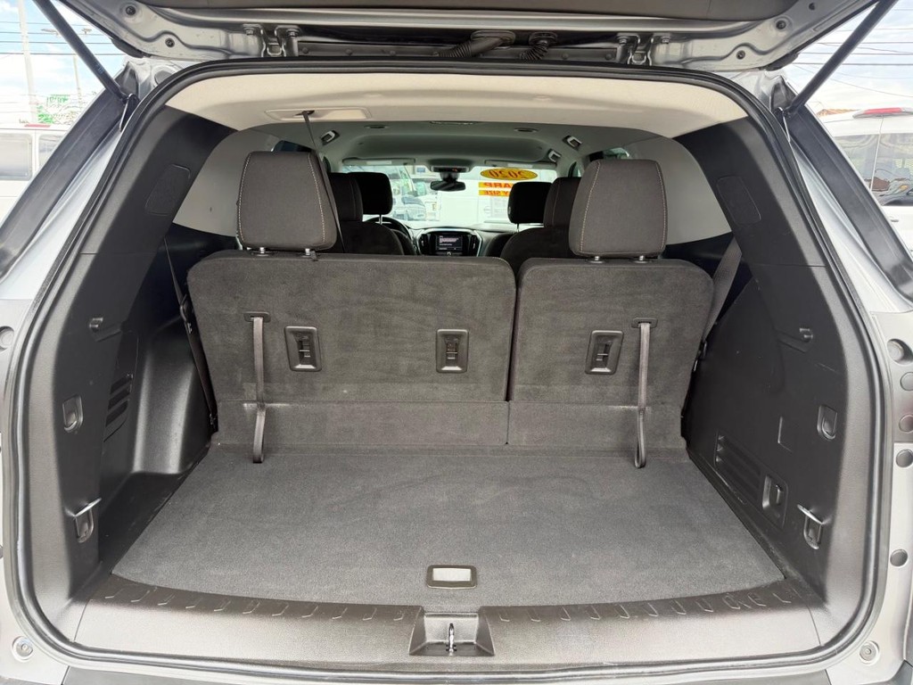 Chevrolet Traverse Vehicle Full-screen Gallery Image 45