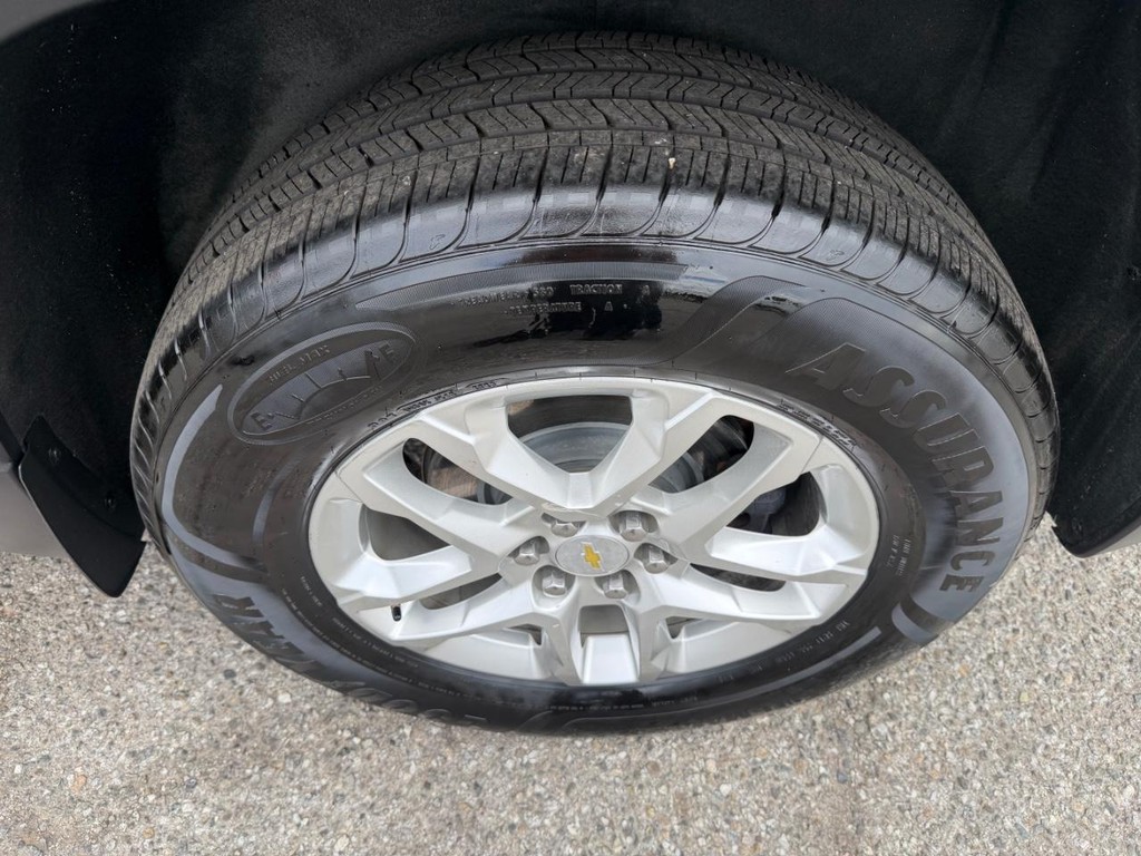Chevrolet Traverse Vehicle Full-screen Gallery Image 46