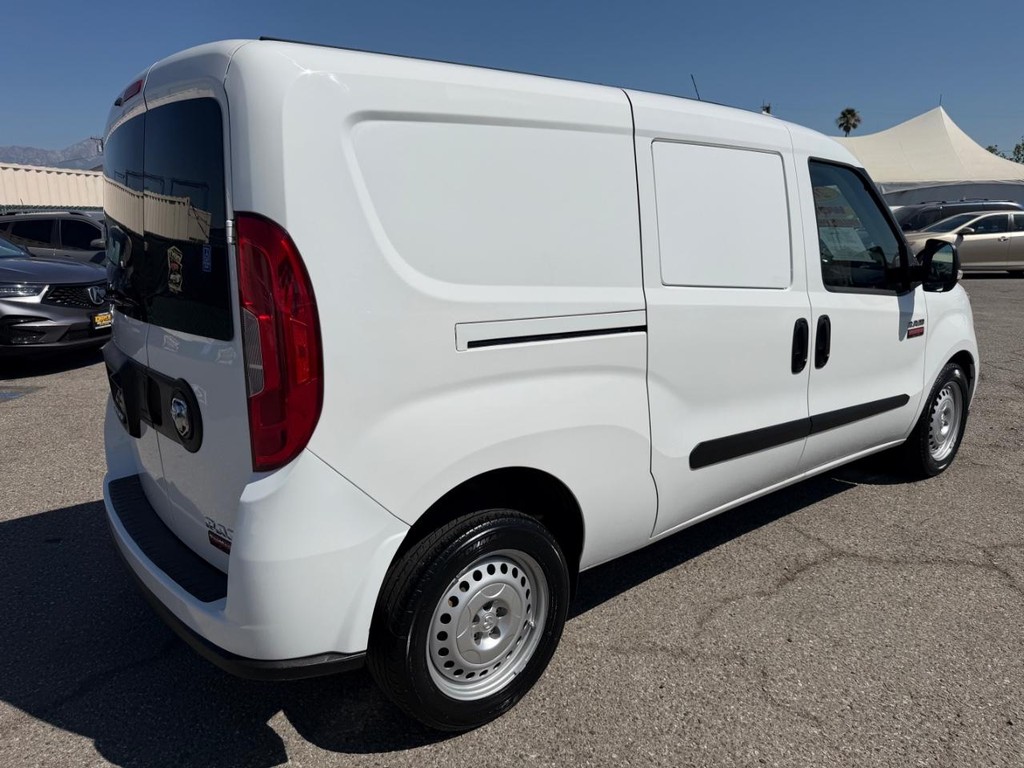 Ram ProMaster City Vehicle Full-screen Gallery Image 07