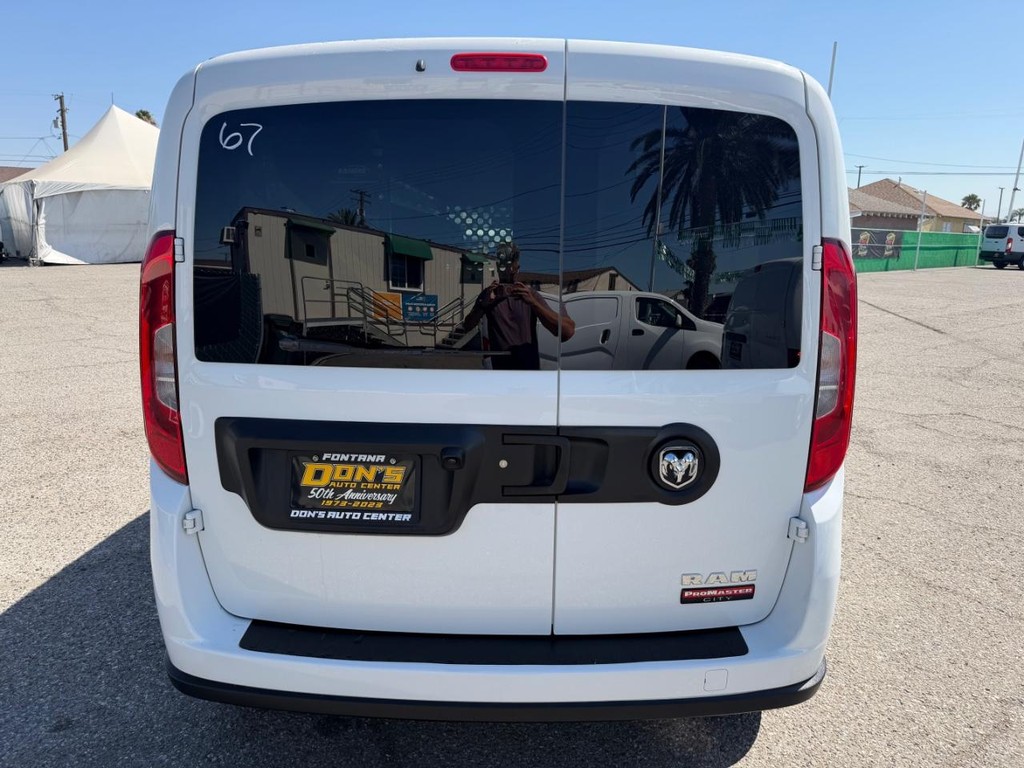 Ram ProMaster City Vehicle Full-screen Gallery Image 09