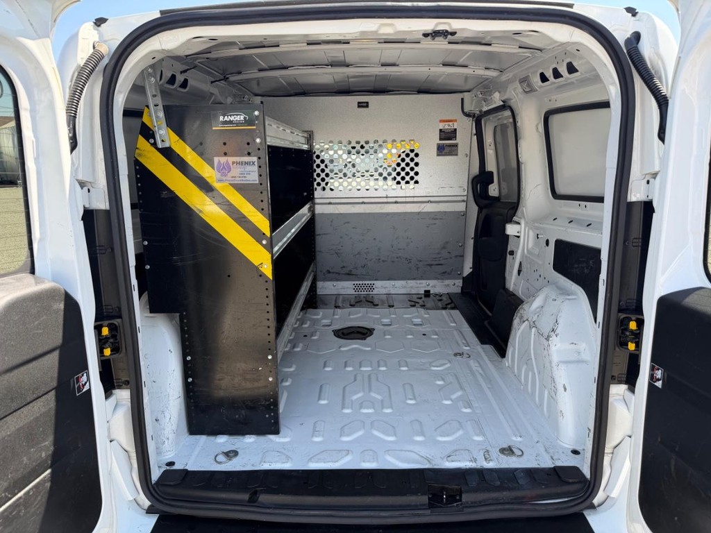 Ram ProMaster City Vehicle Full-screen Gallery Image 16