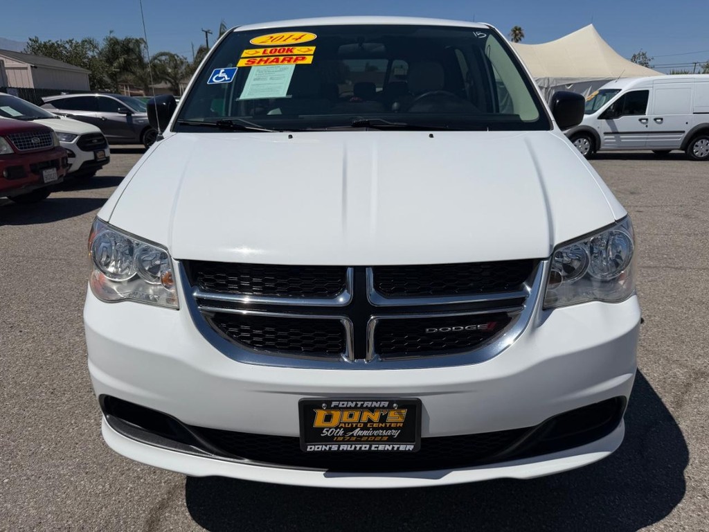 Dodge Grand Caravan Vehicle Full-screen Gallery Image 18