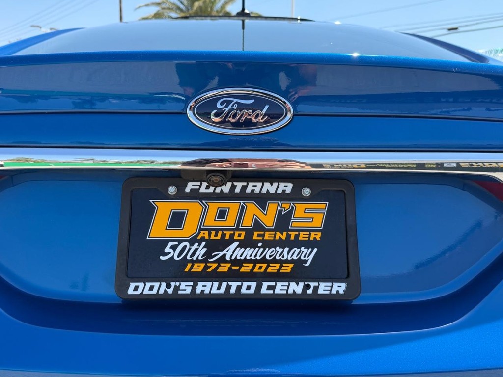 Ford Fusion Vehicle Full-screen Gallery Image 39