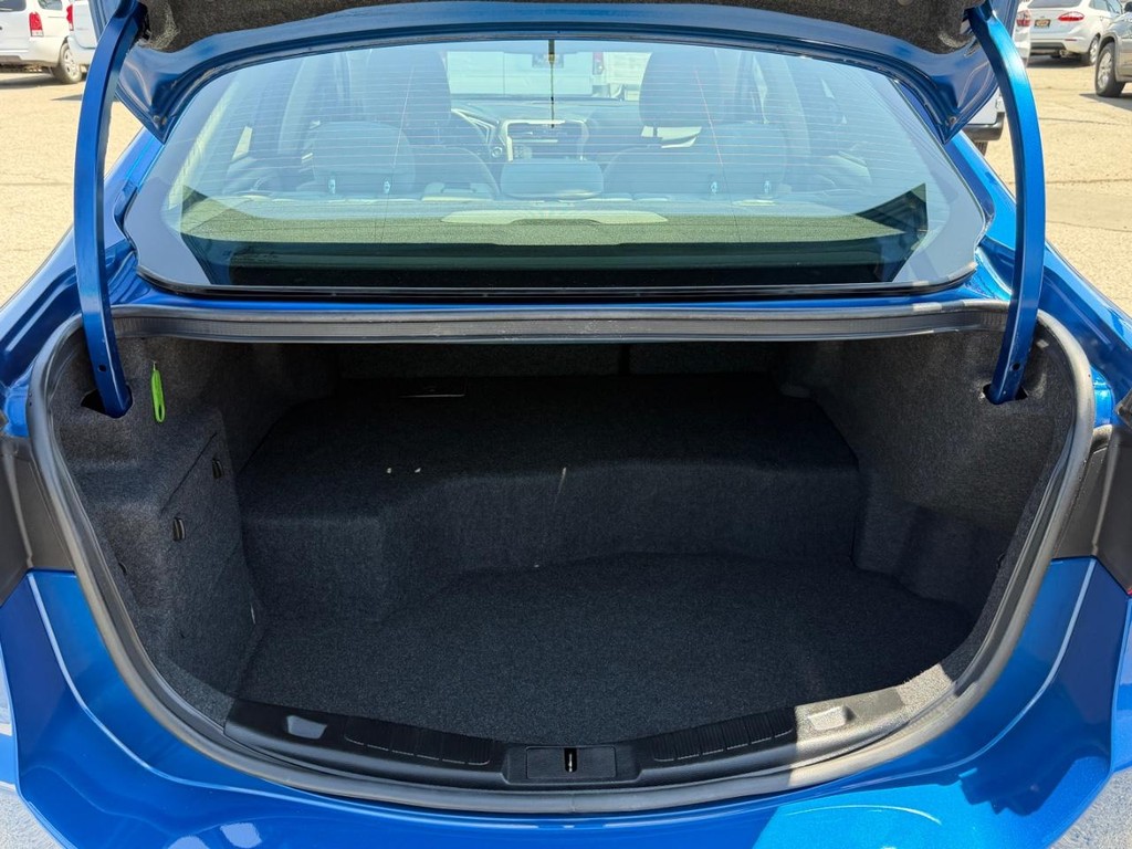 Ford Fusion Vehicle Full-screen Gallery Image 42