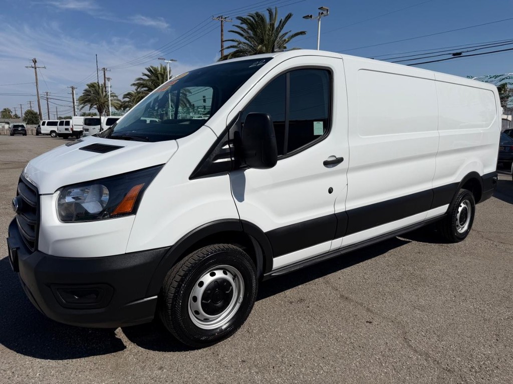 Ford Transit 150 Vehicle Full-screen Gallery Image 13