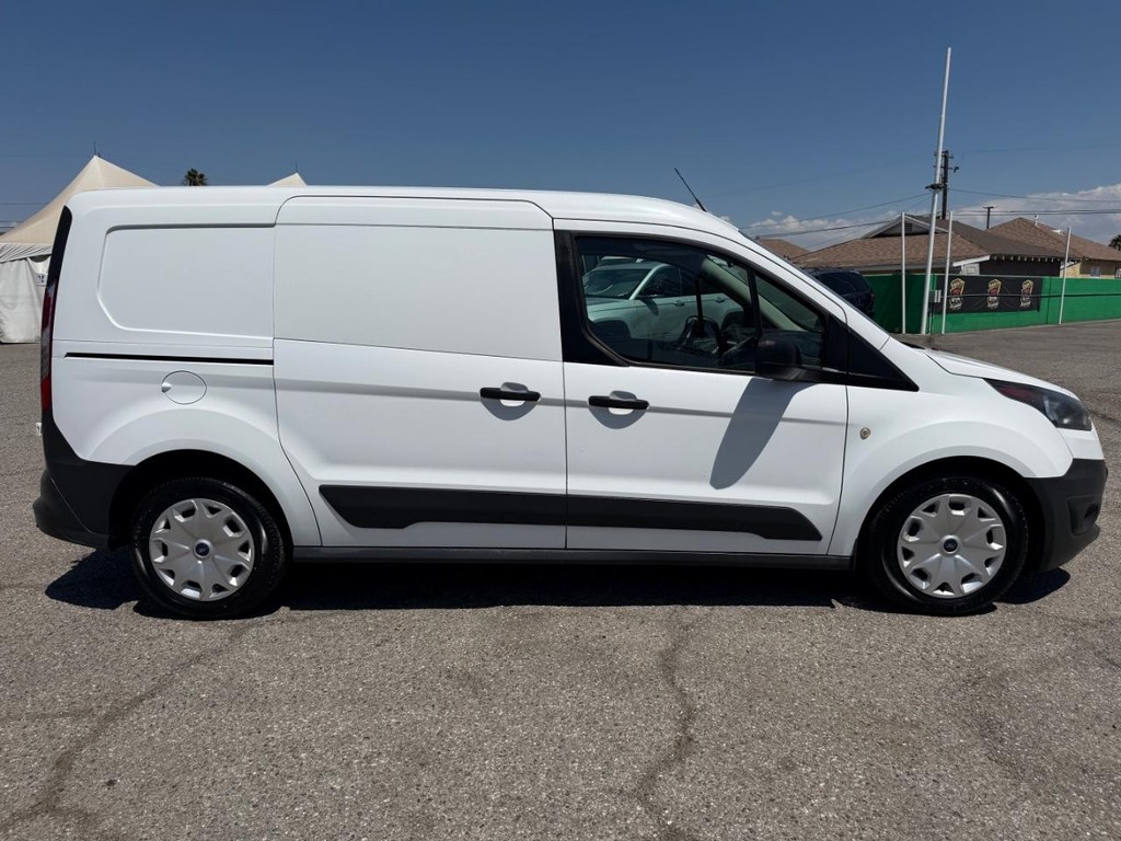 Ford Transit Connect Vehicle Full-screen Gallery Image 06