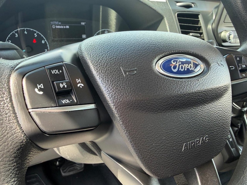 Ford Transit 350 Vehicle Full-screen Gallery Image 38