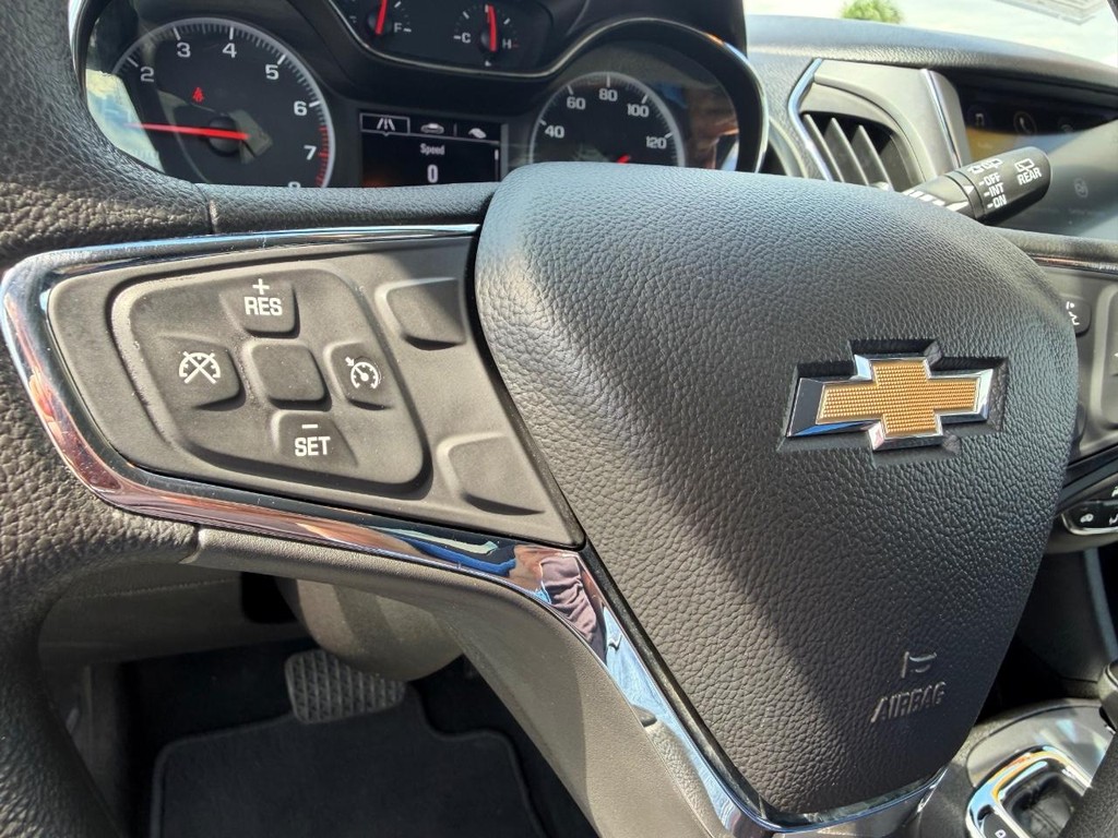 Chevrolet Cruze Vehicle Full-screen Gallery Image 26
