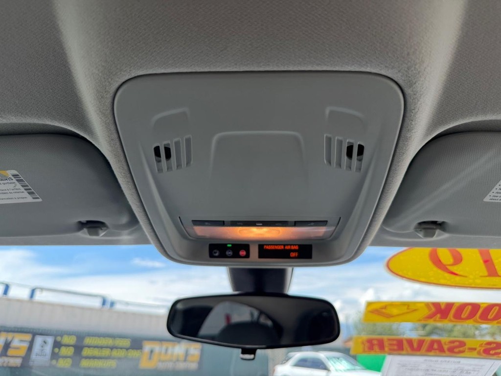 Chevrolet Cruze Vehicle Full-screen Gallery Image 34