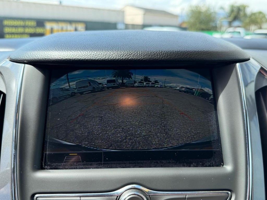 Chevrolet Cruze Vehicle Full-screen Gallery Image 39