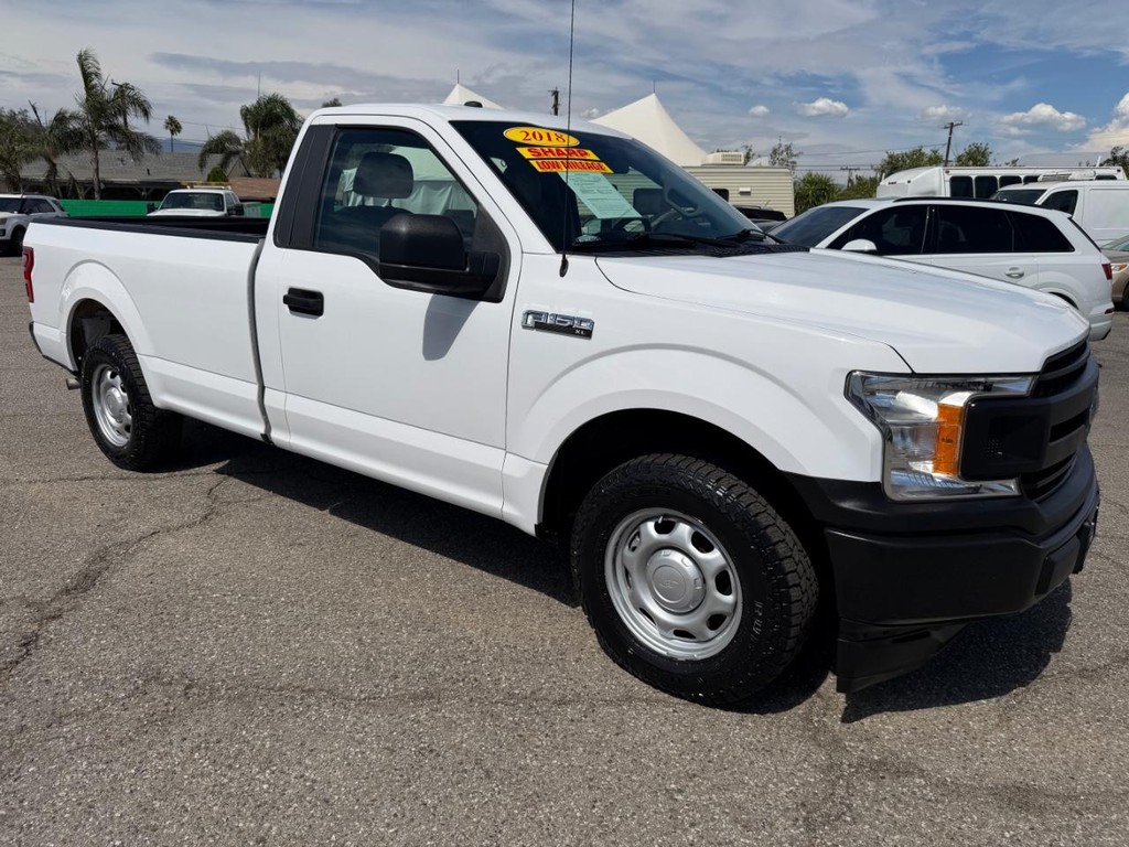Ford F-150 Vehicle Full-screen Gallery Image 03