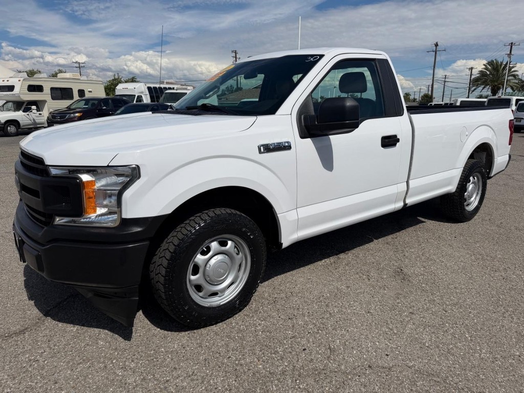 Ford F-150 Vehicle Full-screen Gallery Image 12