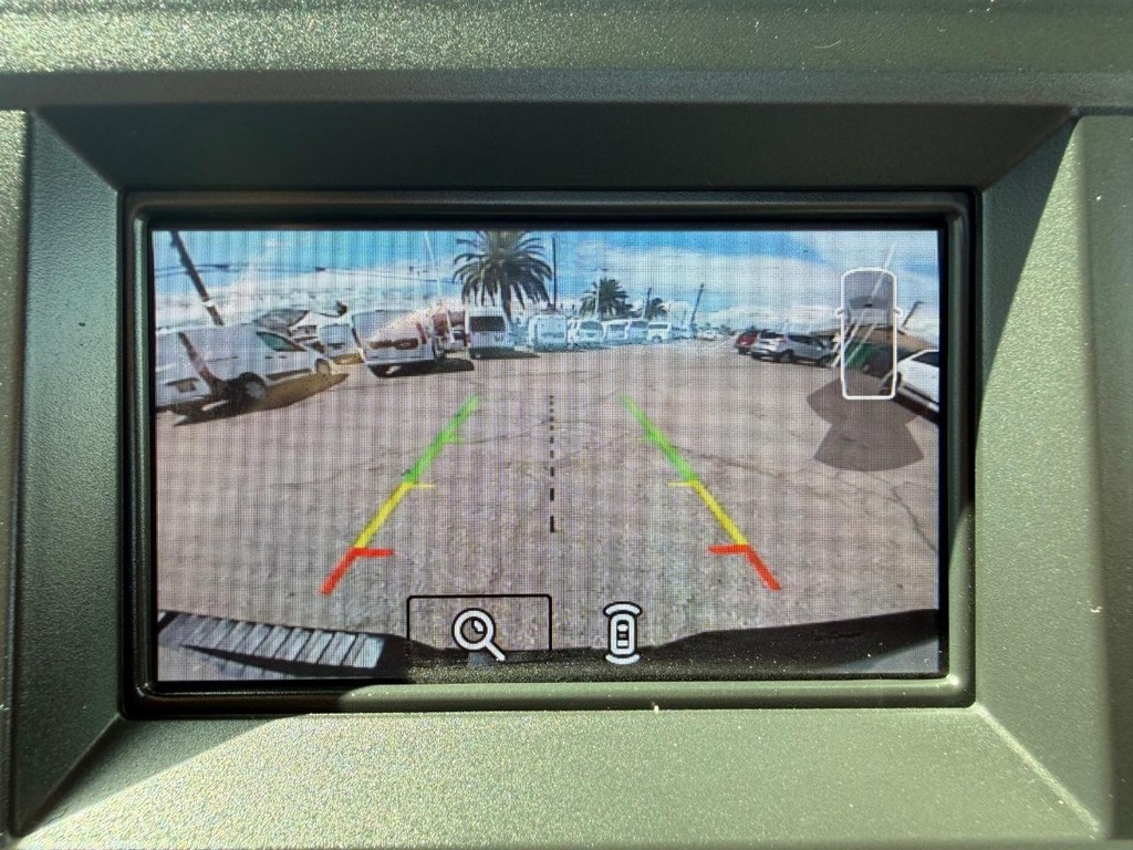 Ford F-150 Vehicle Full-screen Gallery Image 31