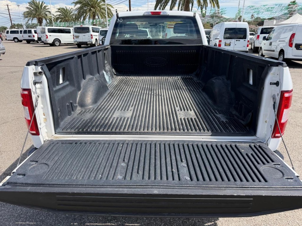 Ford F-150 Vehicle Full-screen Gallery Image 33