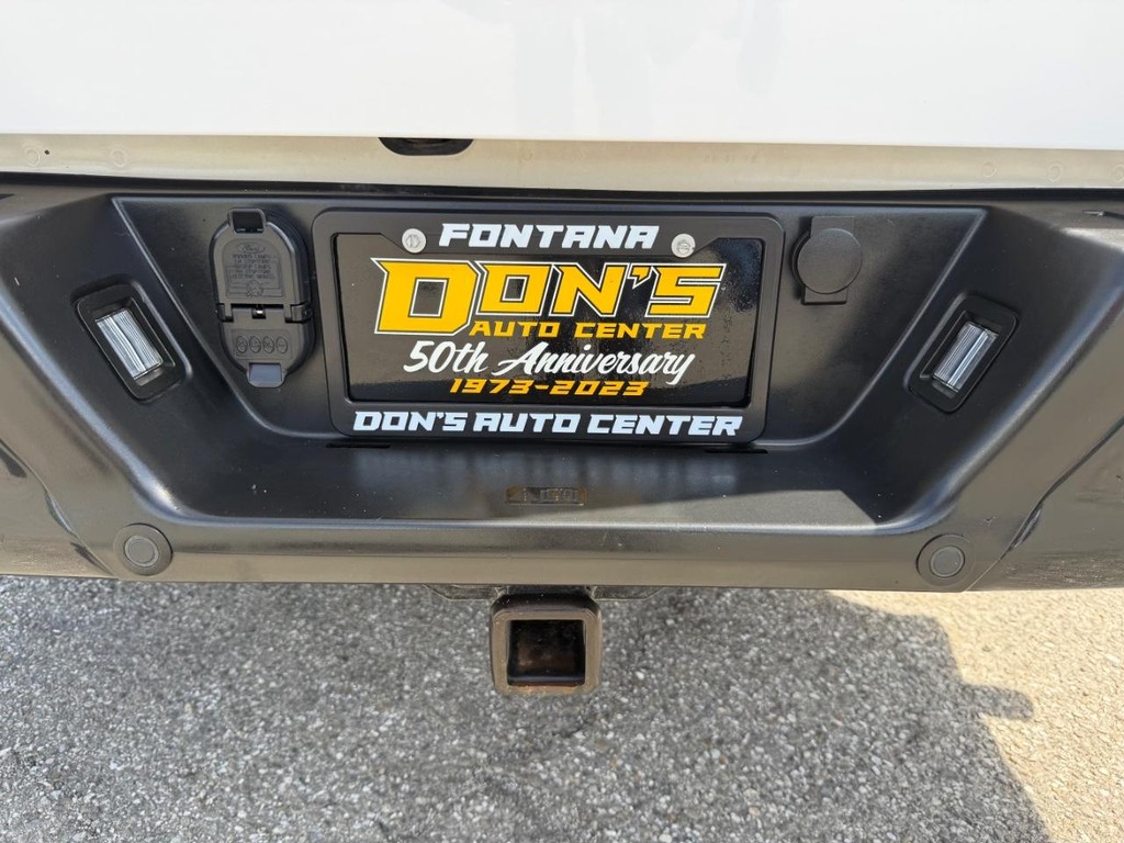 Ford F-150 Vehicle Full-screen Gallery Image 35