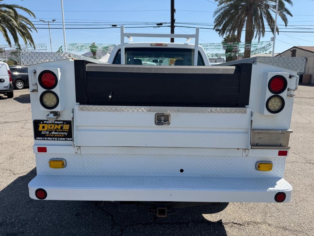 Ford F-250 Vehicle Full-screen Gallery Image 08