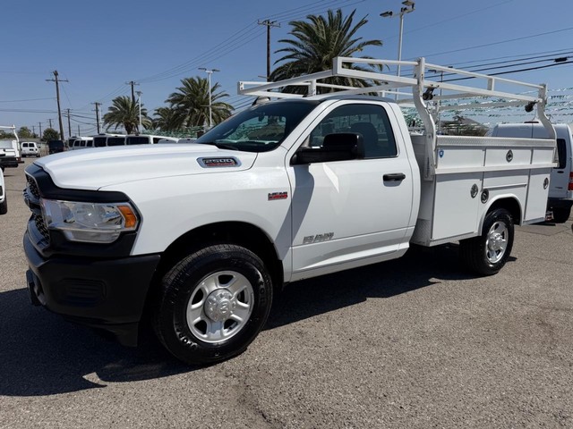 Ram 2500 Vehicle Full-screen Gallery Image 12