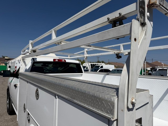 Ram 2500 Vehicle Full-screen Gallery Image 22