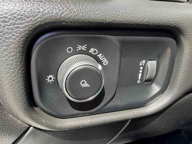 Ram 2500 Vehicle Full-screen Gallery Image 41