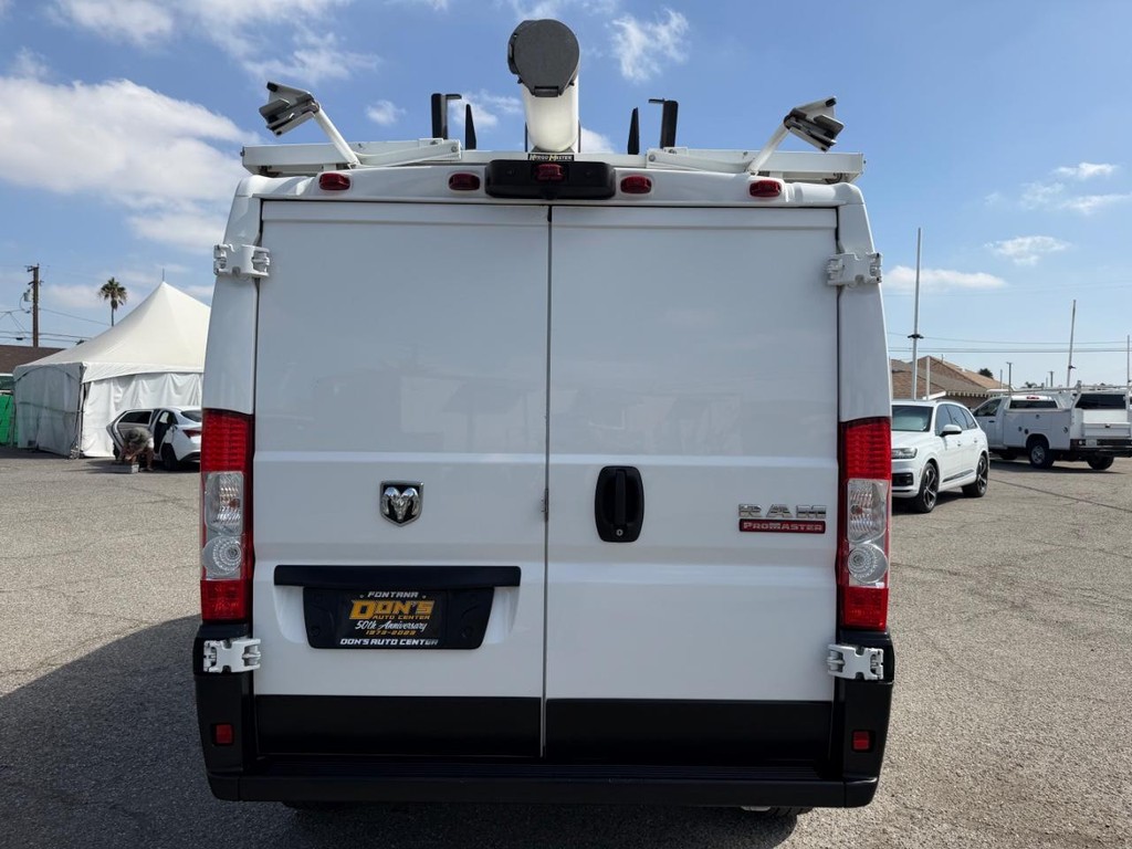 Ram ProMaster Vehicle Full-screen Gallery Image 09