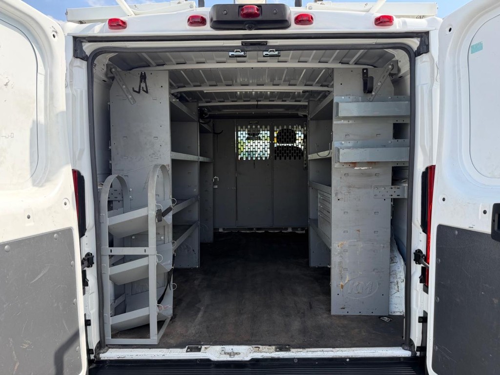 Ram ProMaster Vehicle Full-screen Gallery Image 16