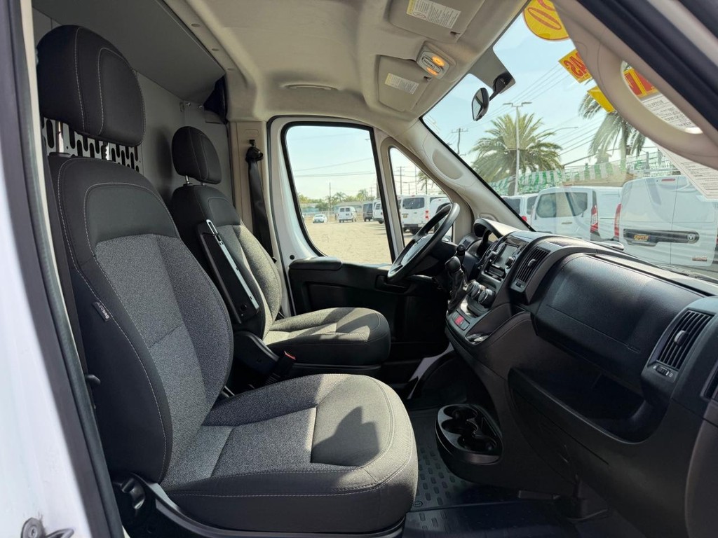 Ram ProMaster Vehicle Full-screen Gallery Image 34