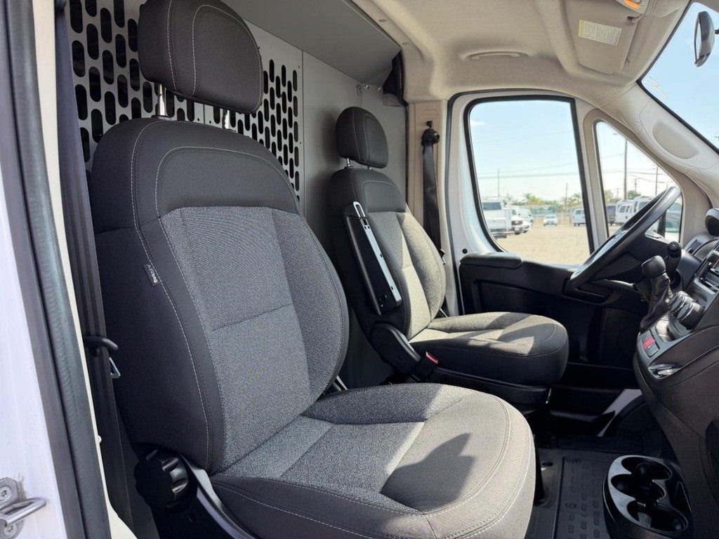 Ram ProMaster Vehicle Full-screen Gallery Image 35