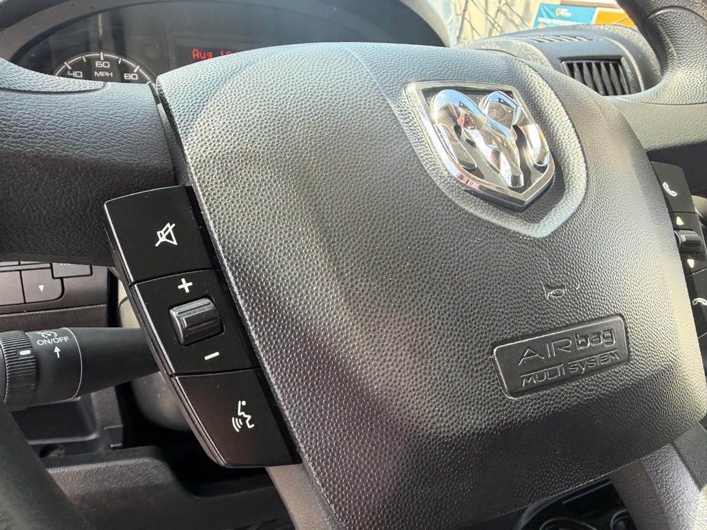 Ram ProMaster Vehicle Full-screen Gallery Image 39