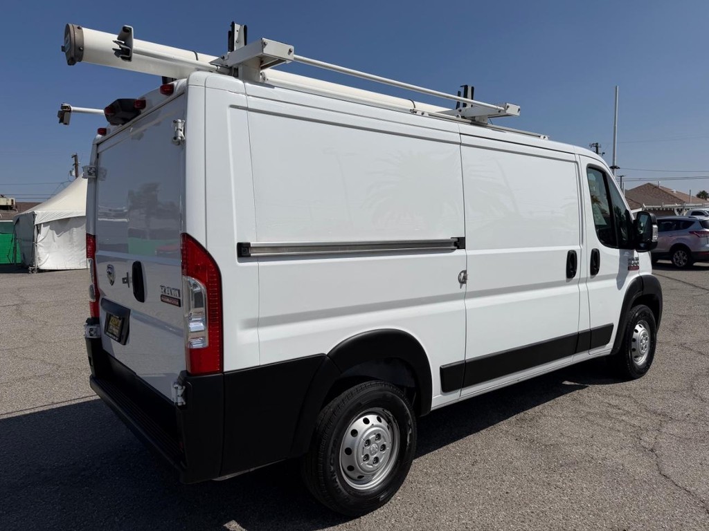 Ram ProMaster Vehicle Full-screen Gallery Image 07