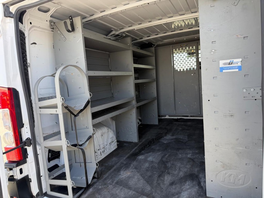 Ram ProMaster Vehicle Full-screen Gallery Image 17