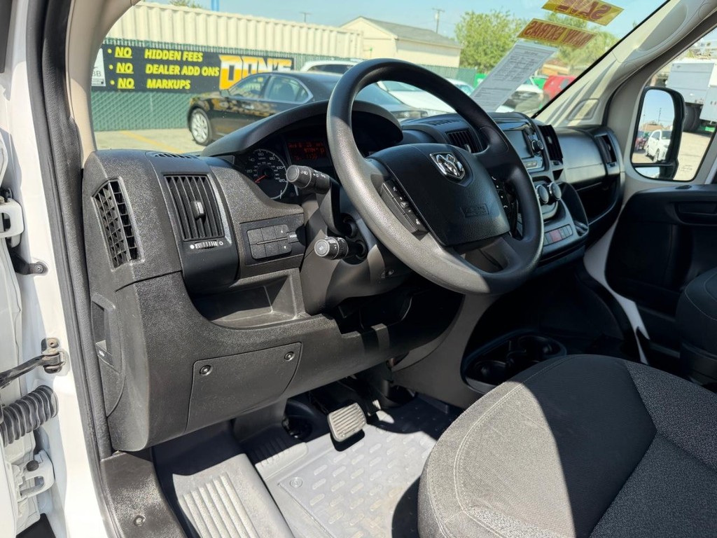 Ram ProMaster Vehicle Full-screen Gallery Image 29
