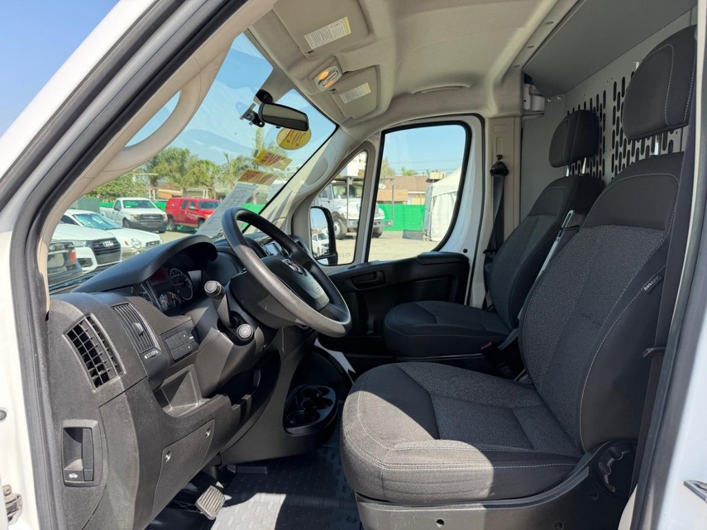 Ram ProMaster Vehicle Full-screen Gallery Image 30