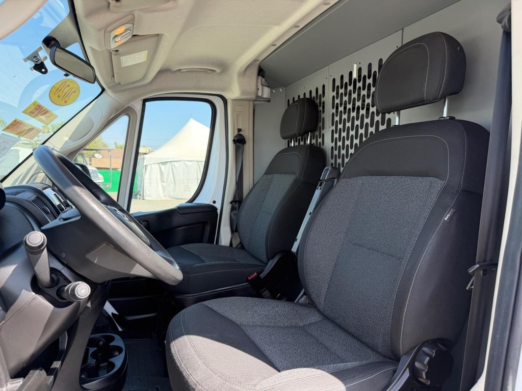 Ram ProMaster Vehicle Full-screen Gallery Image 31