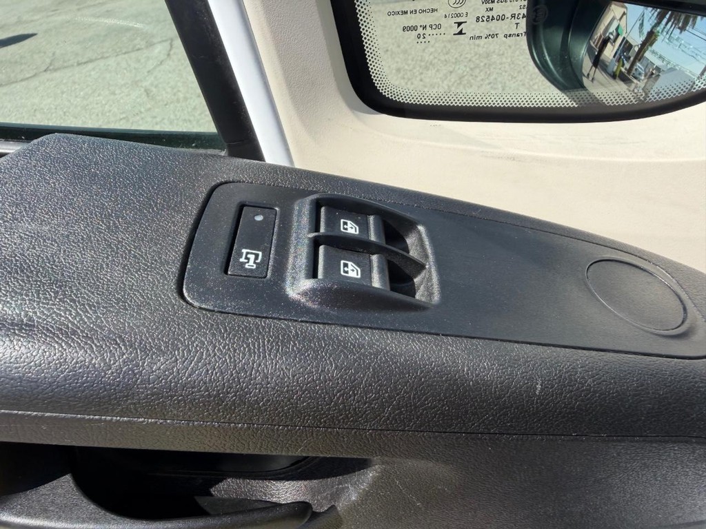 Ram ProMaster Vehicle Full-screen Gallery Image 43