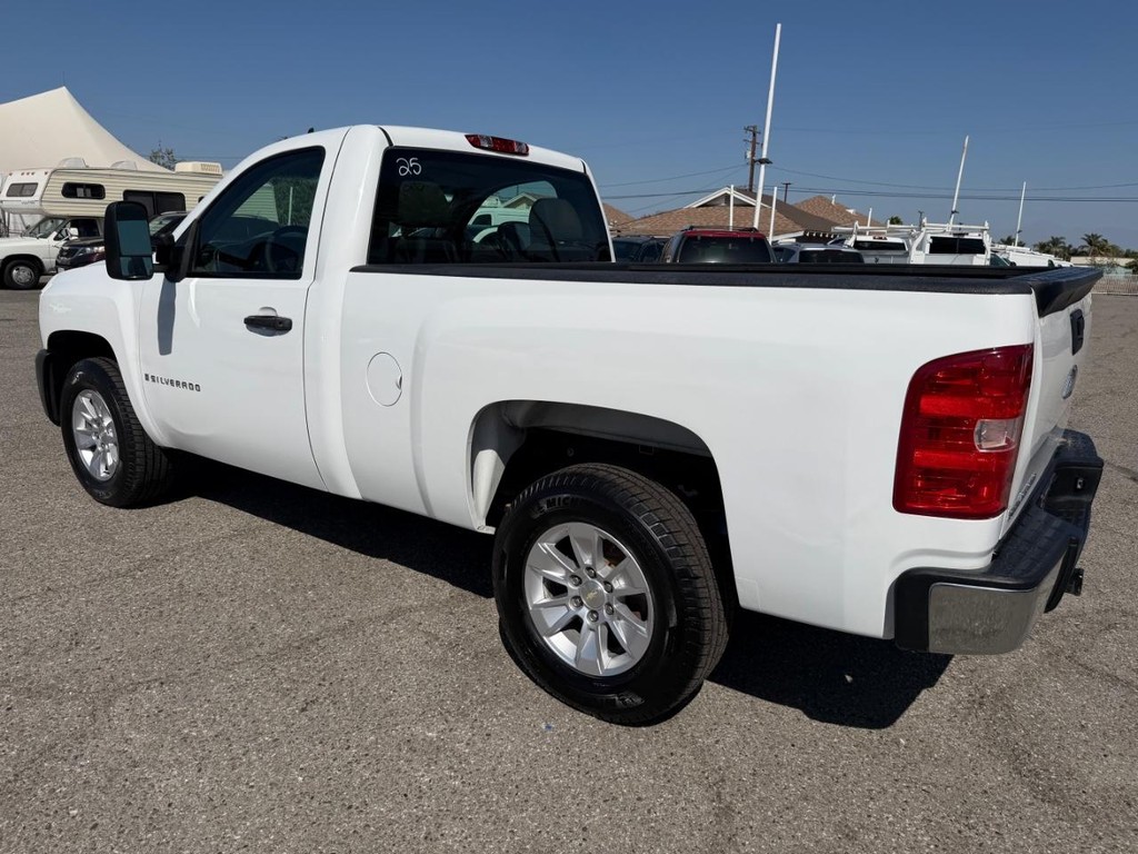 Chevrolet Silverado 1500 Vehicle Full-screen Gallery Image 09