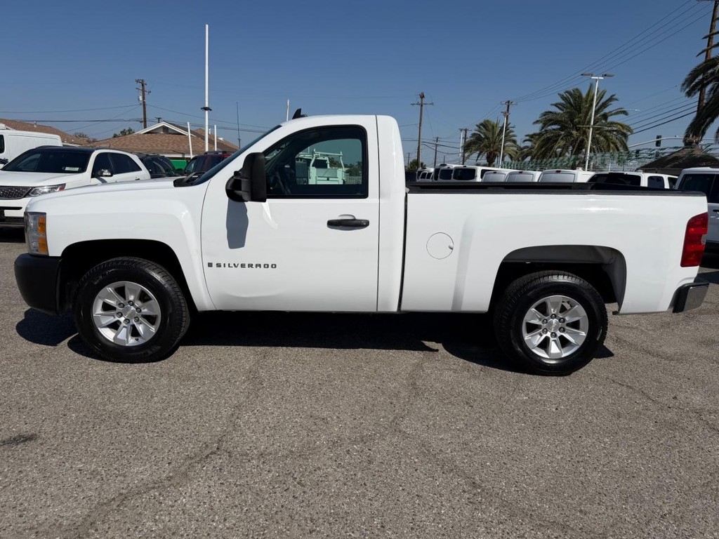 Chevrolet Silverado 1500 Vehicle Full-screen Gallery Image 11