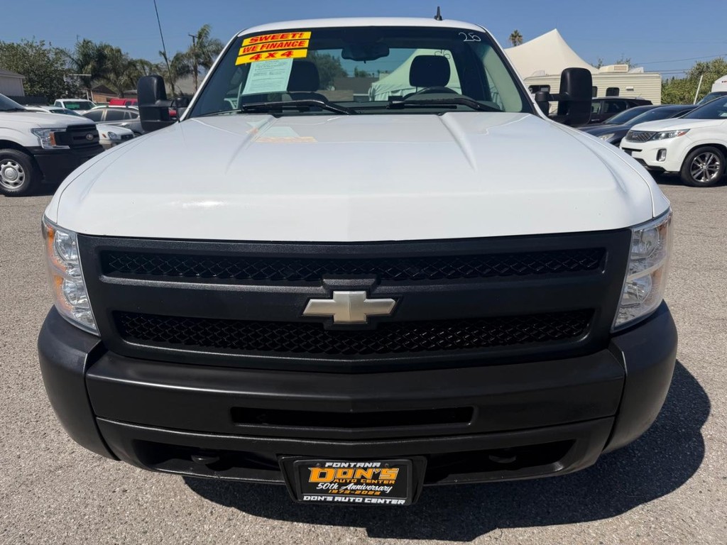 Chevrolet Silverado 1500 Vehicle Full-screen Gallery Image 14