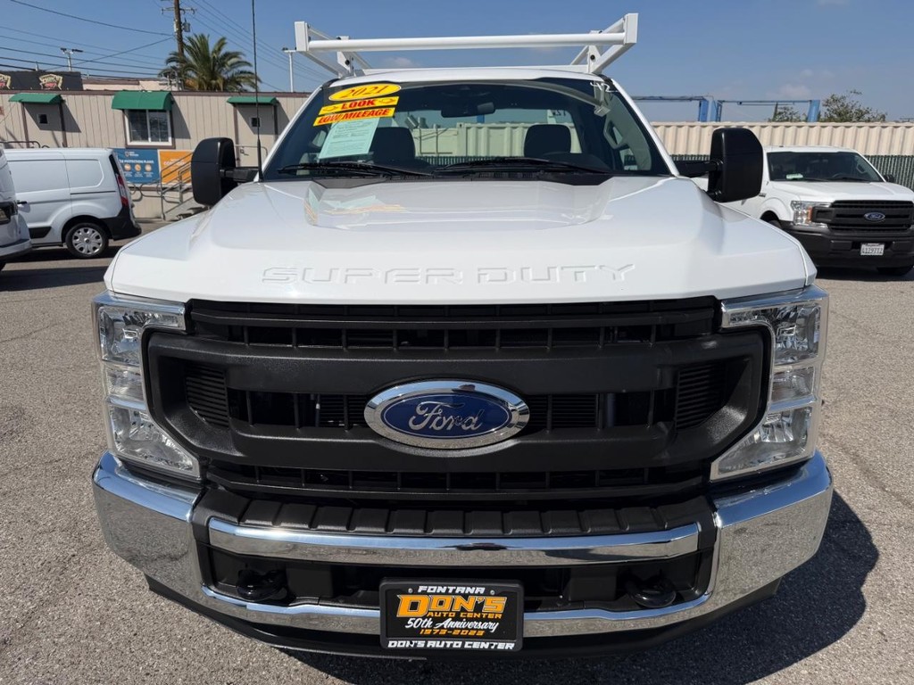 Ford F-250 Vehicle Full-screen Gallery Image 14