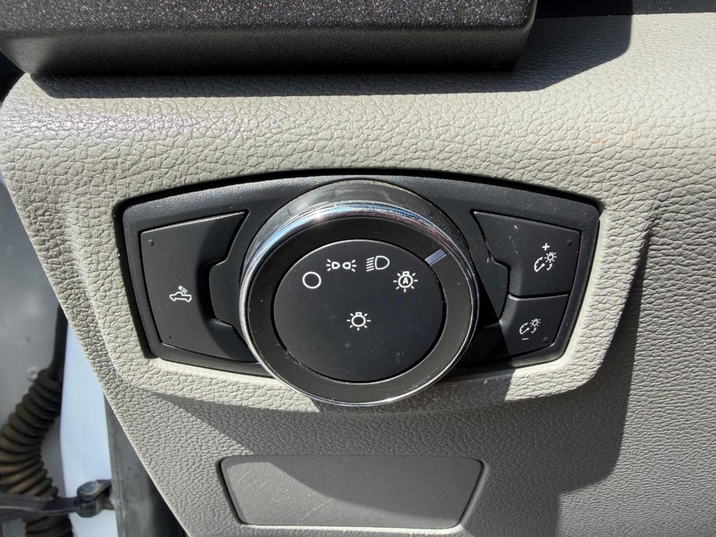 Ford F-250 Vehicle Full-screen Gallery Image 38