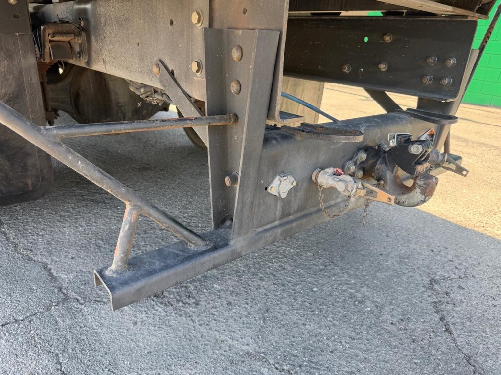 International 4400 Altec LR756 Forestry Bucket Truck / Vehicle Full-screen Gallery Image 17