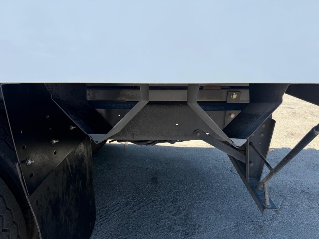 International 4400 Altec LR756 Forestry Bucket Truck / Vehicle Full-screen Gallery Image 26