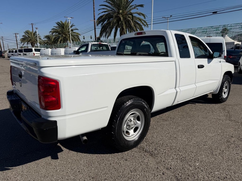 Dodge Dakota Vehicle Full-screen Gallery Image 06