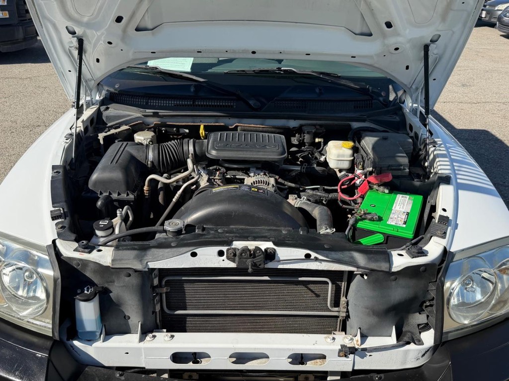Dodge Dakota Vehicle Full-screen Gallery Image 41