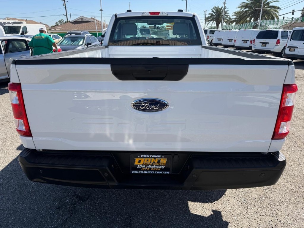 Ford F-150 Vehicle Full-screen Gallery Image 08