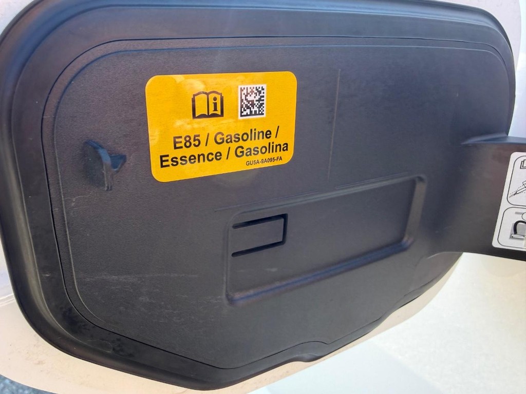 Ford F-150 Vehicle Full-screen Gallery Image 33