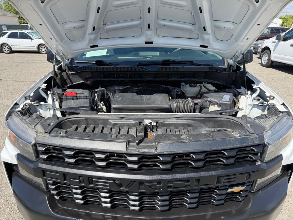 Chevrolet Silverado 1500 Vehicle Full-screen Gallery Image 05