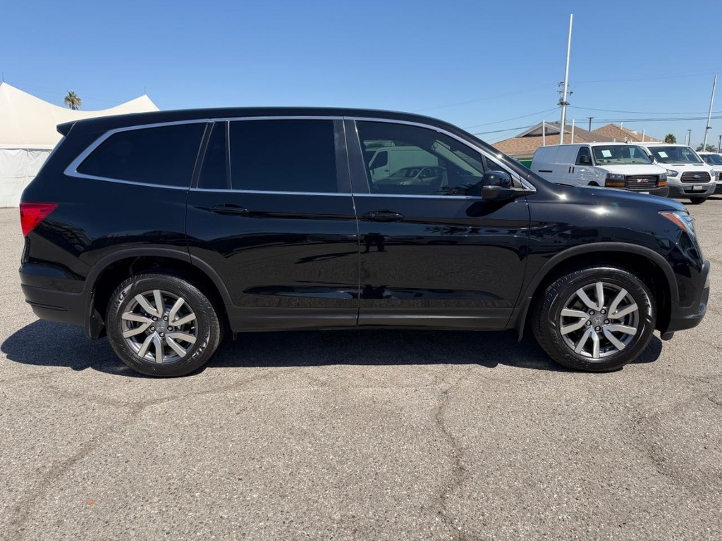 Honda Pilot Vehicle Full-screen Gallery Image 05
