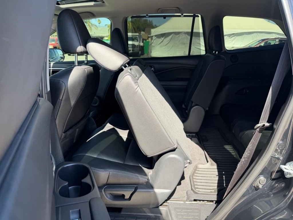 Honda Pilot Vehicle Full-screen Gallery Image 46